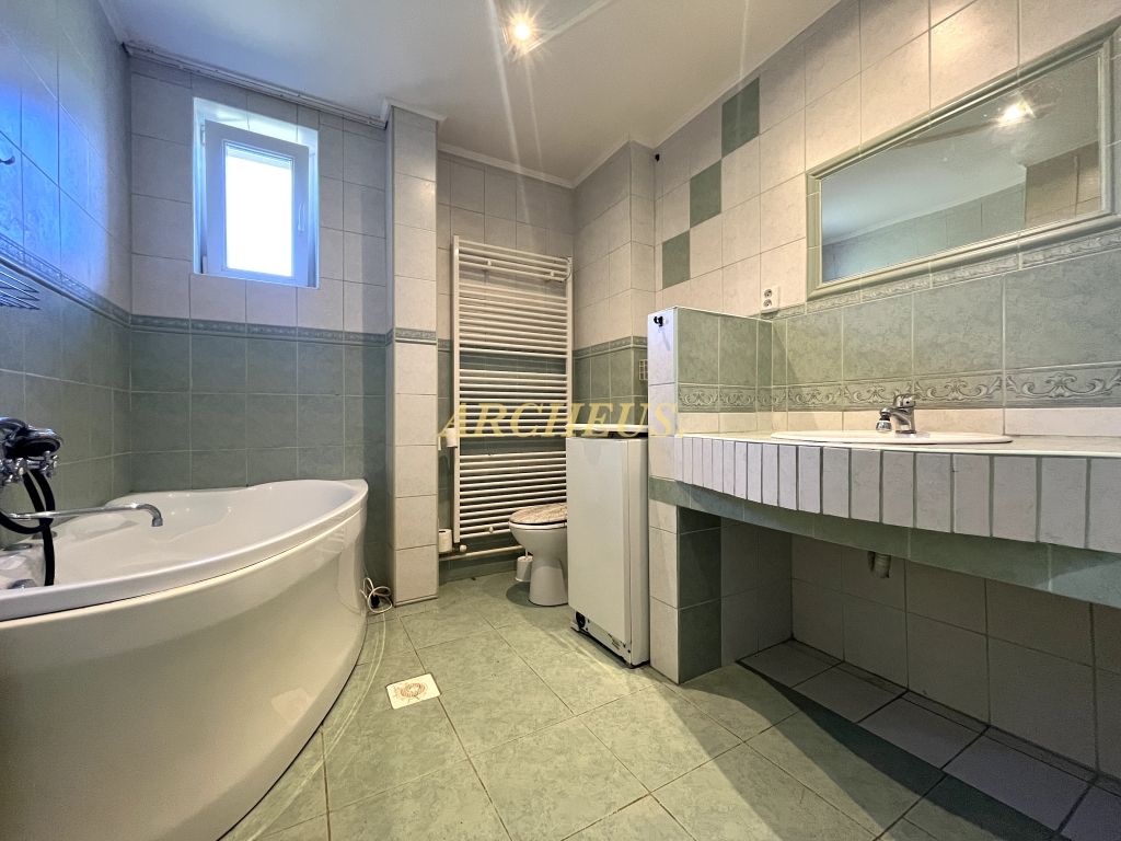 NA PREDAJ - RODINNÝ DOM, ZLATÉ, 8 KM OD BARDEJOVA - 20