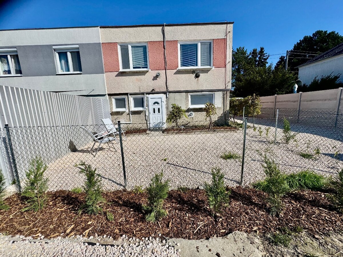 Predám moderný 4i dom v lokalite Kolárovo - 20