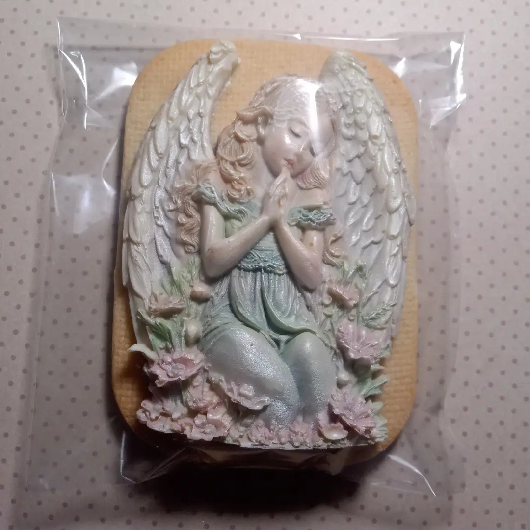 Ručné vyrábané čokolády lepené na maslovéj sušienke - 20