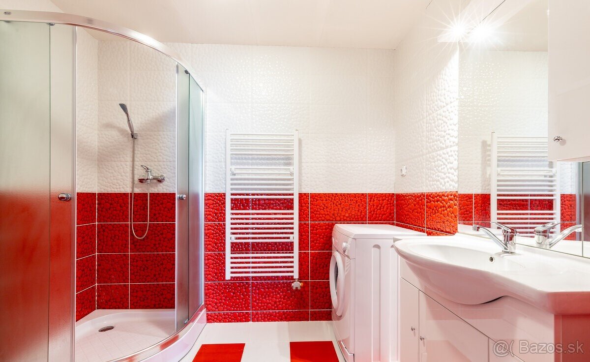 NA PREDAJ Historická polyfunkčná budova v srdci mesta Prešov - 20