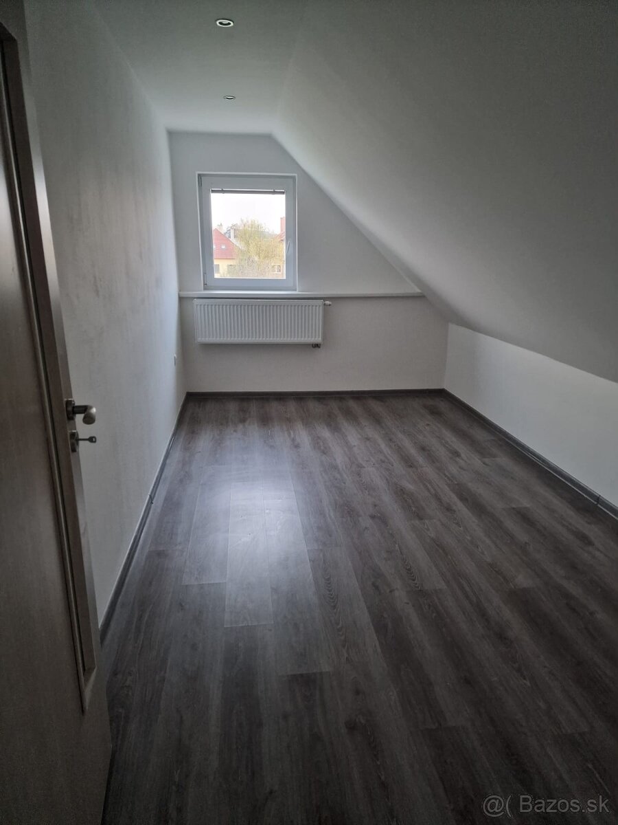 Prenájom 4-i bytu 144m2 na ul. Janka Krála - 20