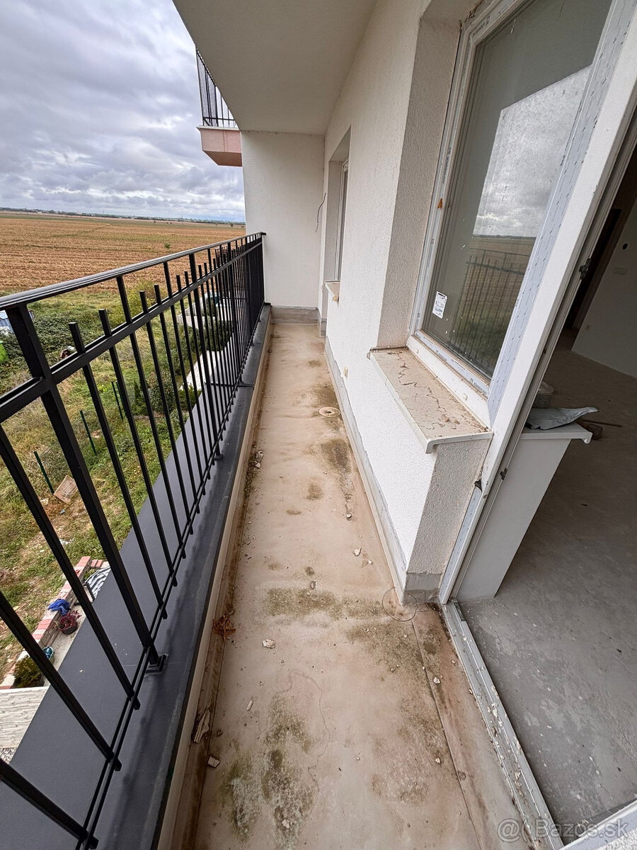 SENEC - EXKLUZÍVNE NA PREDAJ 3 izbový byt s vlastným kúrením - 20