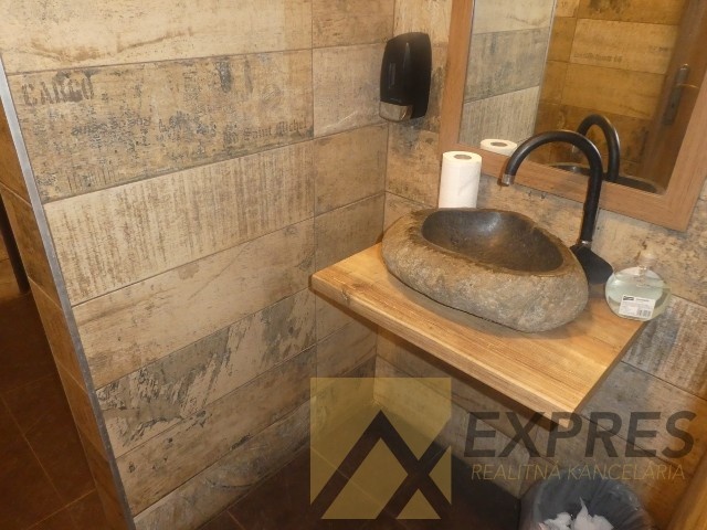 RK EXPRES - komerčná budova s obchodom a pohostinstvom - 20