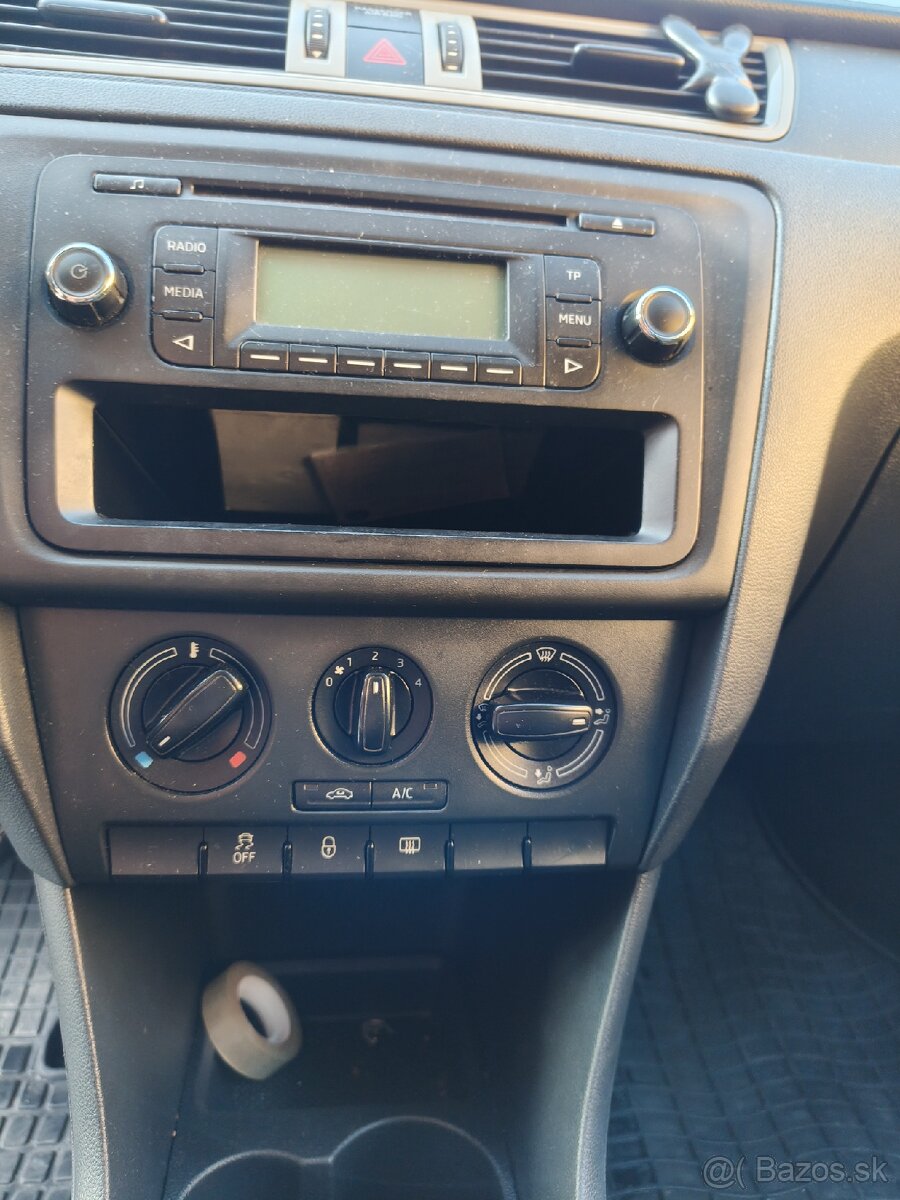 Škoda Rapid 1.2tsi 2014 - 20
