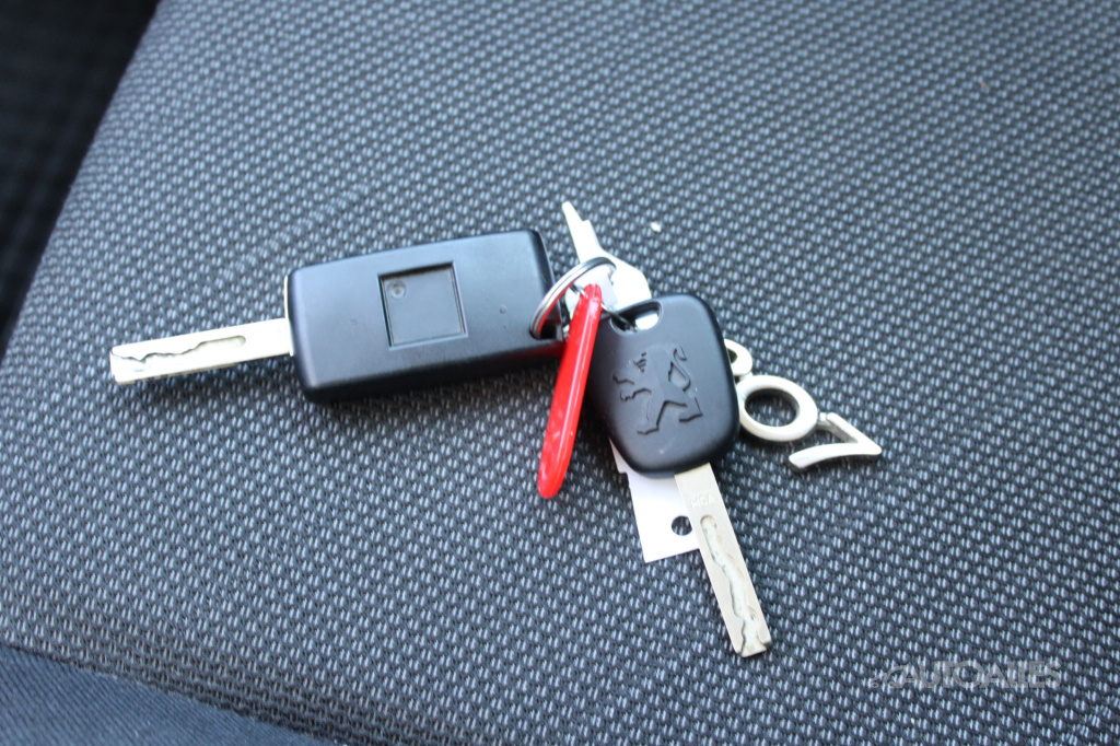 Peugeot 207 1,4 i 16V 65 kW - 20