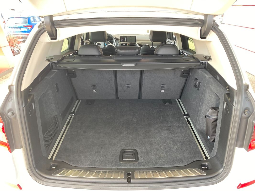 BMW X3 20i xDrive 135kW AT/8 X-line - 20