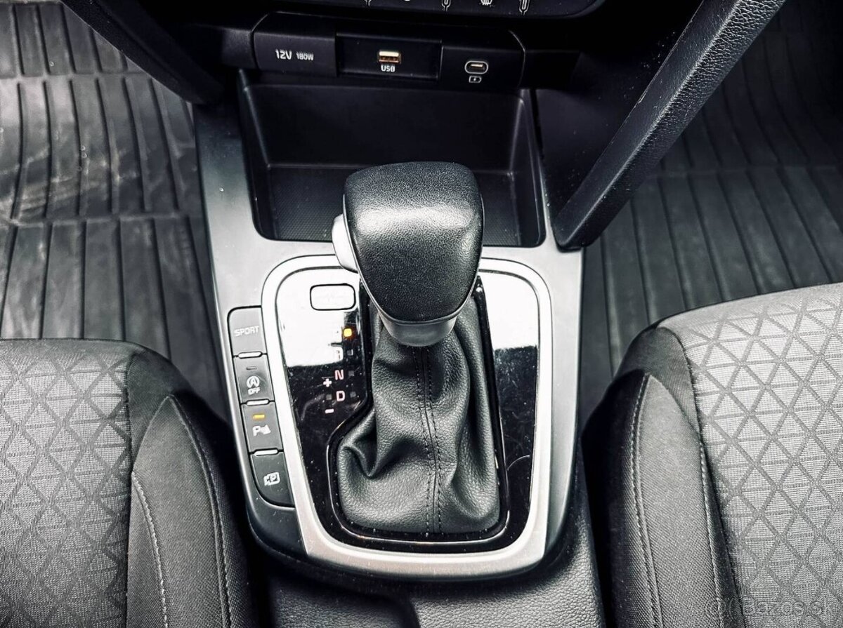 Kia Ceed SW 1.5 T-GDi Silver A/T - 20