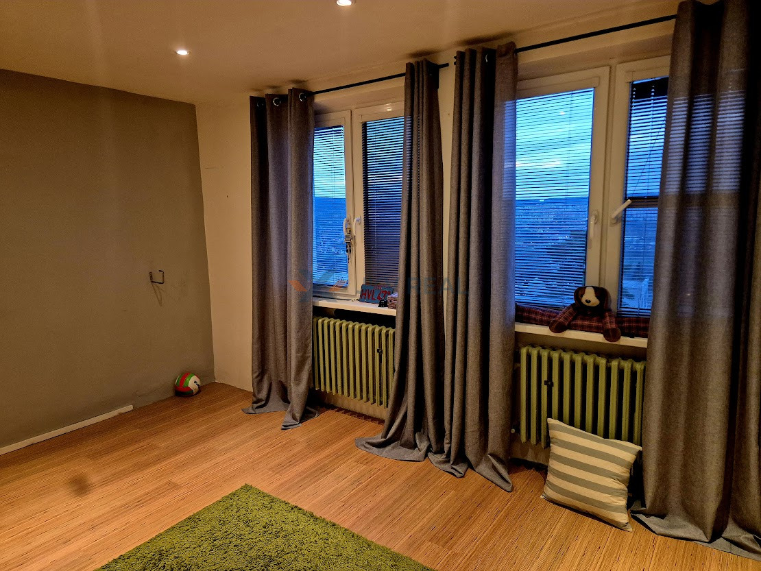 Predám exkluzívny 4 izb.byt,100 m2,loggie 2,záhrada,Podhrado - 20