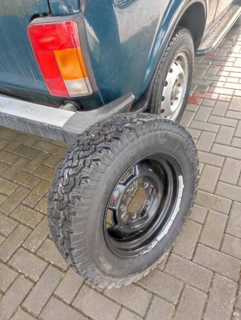 Lada Niva 61kW (2015) - 20