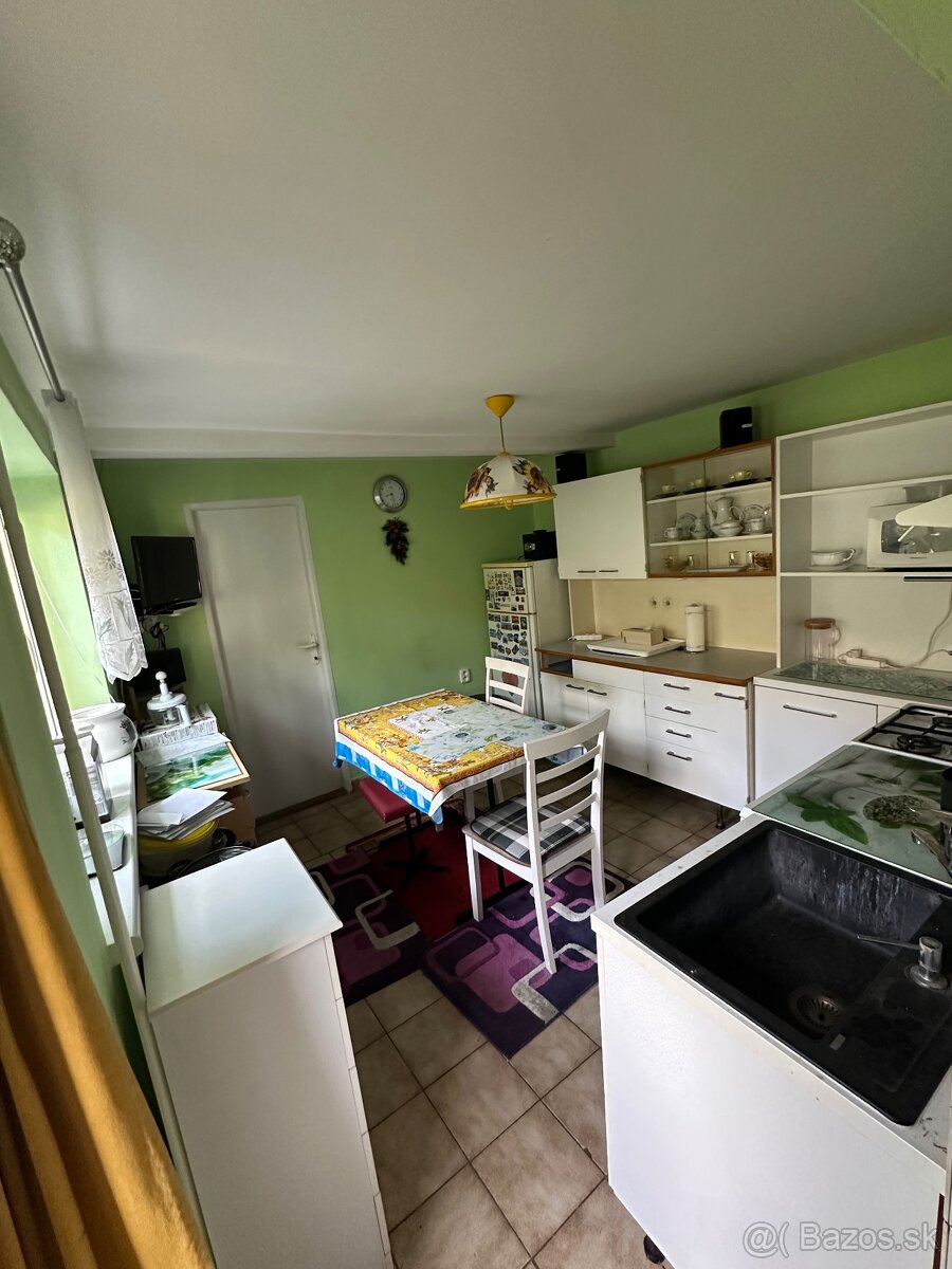 Dvojgeneračný poschodový rodinný dom - 20