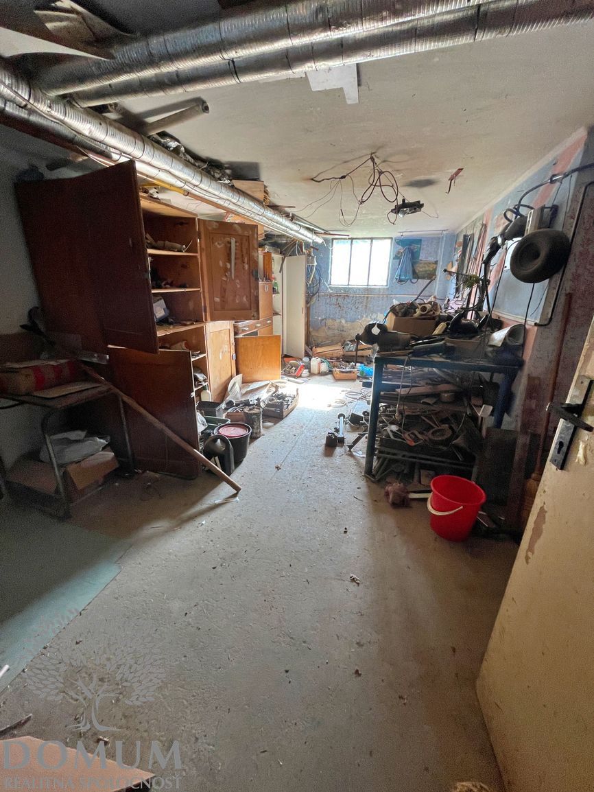 Veľký rodinný dom v centre obce Pobedim, pozemok 807m2 - 20