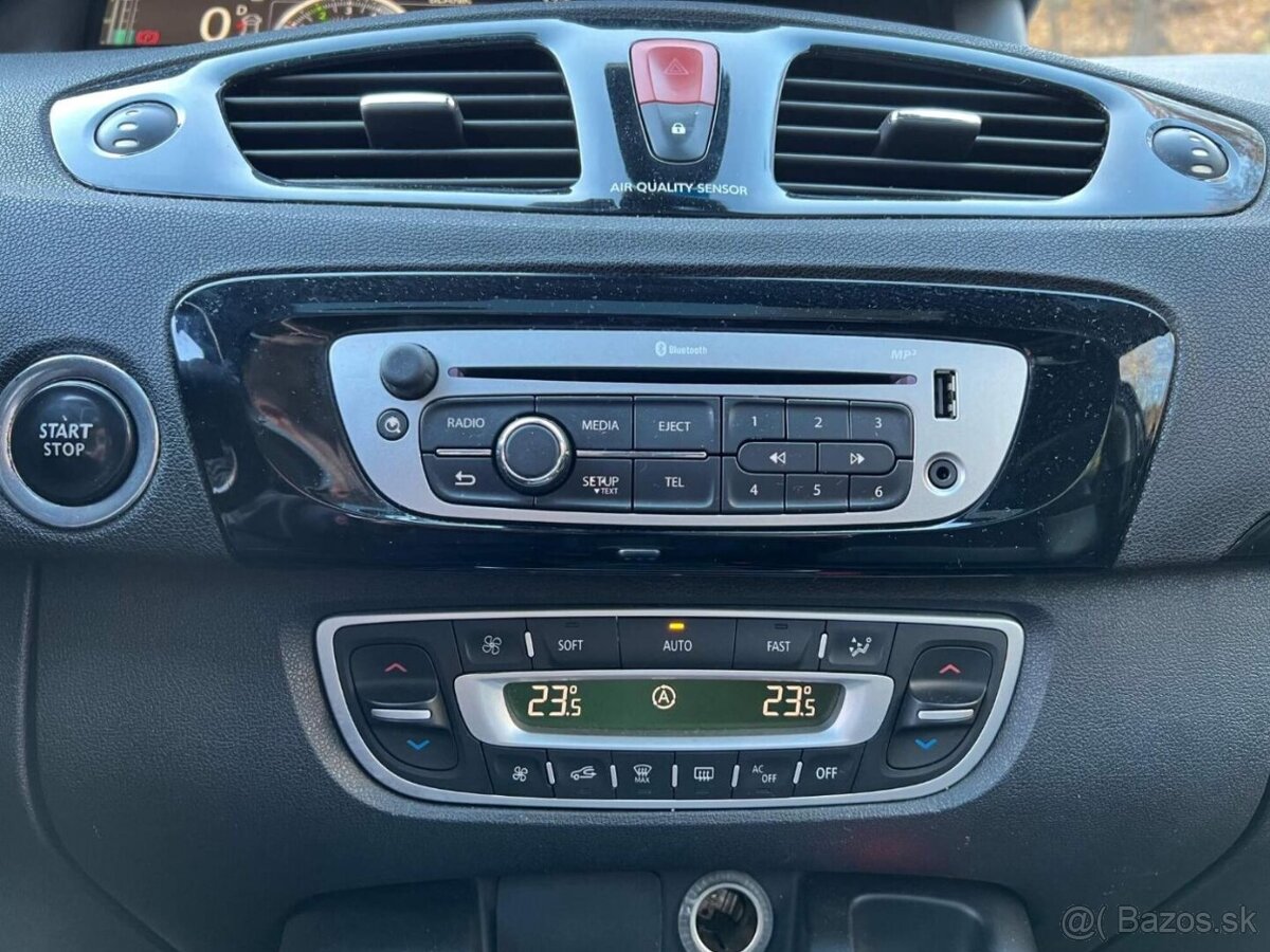 Renault Scenic 2.0 dCi 110 kW 7 míst INITIALE klima 2012 STK - 20