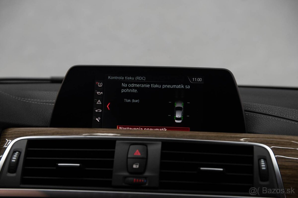BMW Rad 3 330e 135kW A/T8 - 20