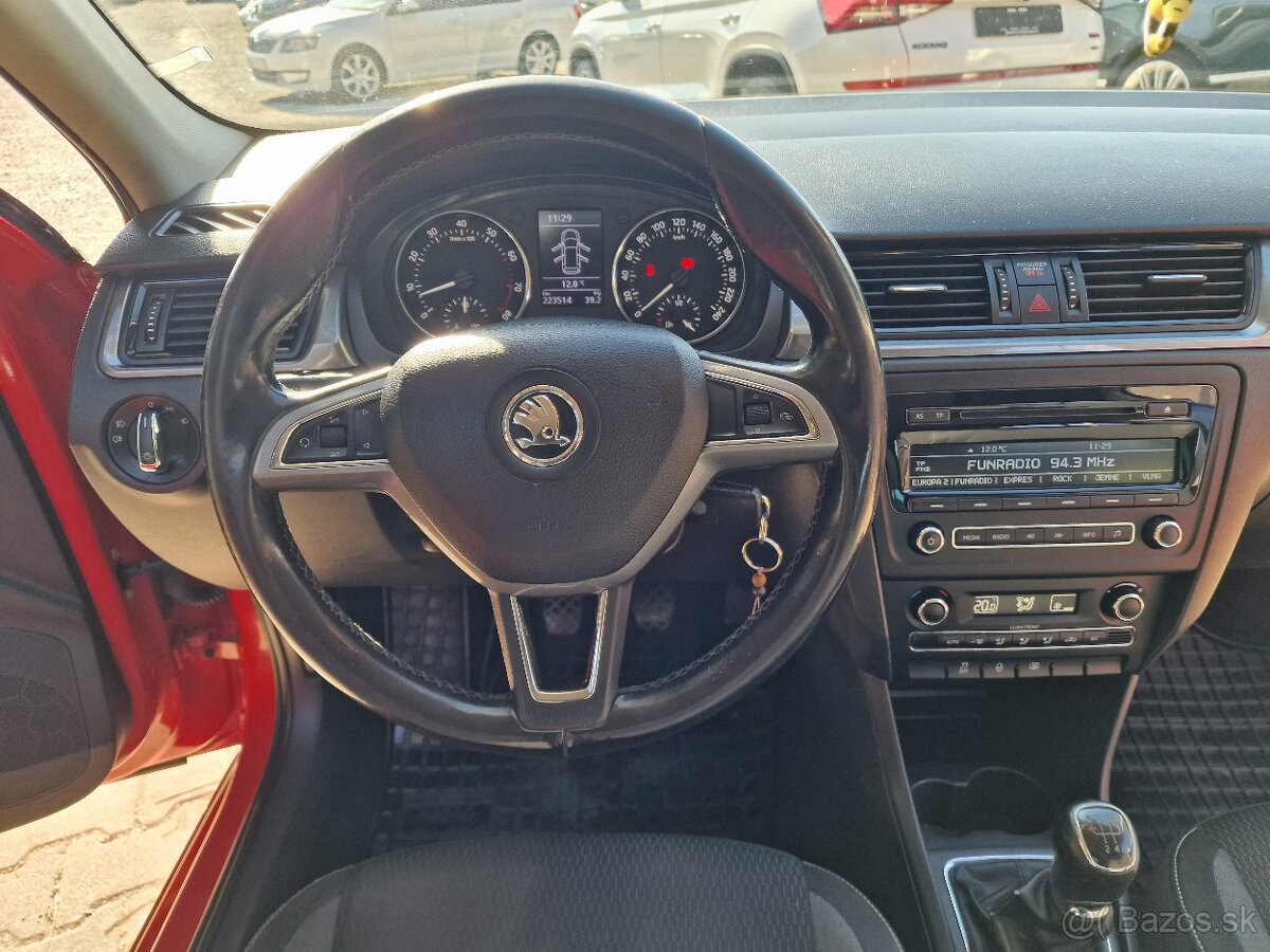 Škoda Rapid Spaceback 1.2 TSi 86k M5 Ambition (benzín) - 20