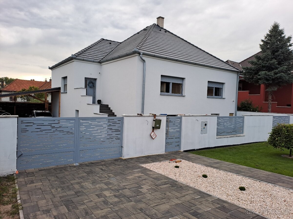 Zákazková výr. hliníkové ploty brány zábradlia kovové brány - 20