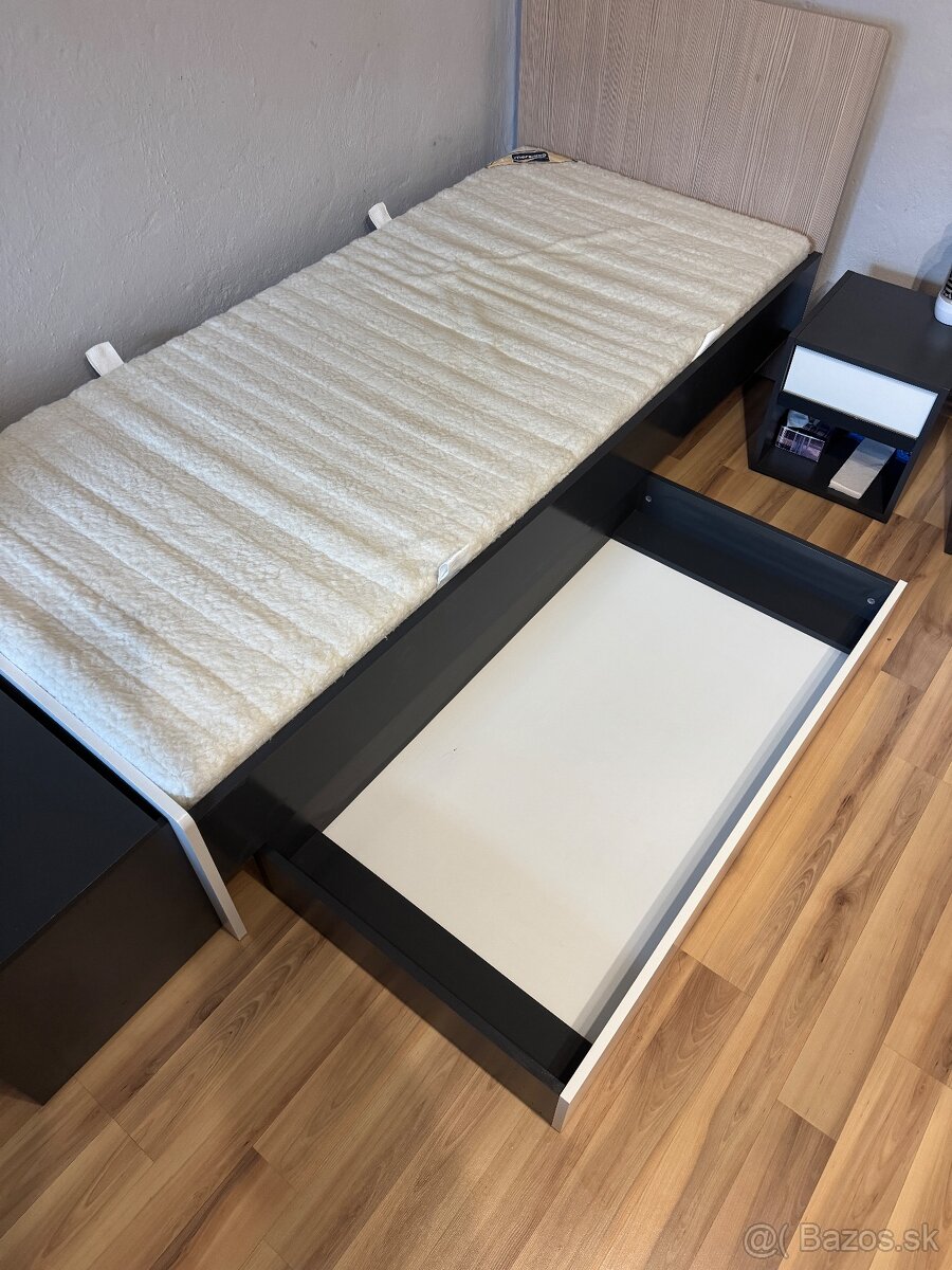 ŠTUDENTSKÁ IZBA V TOP STAVE - 20