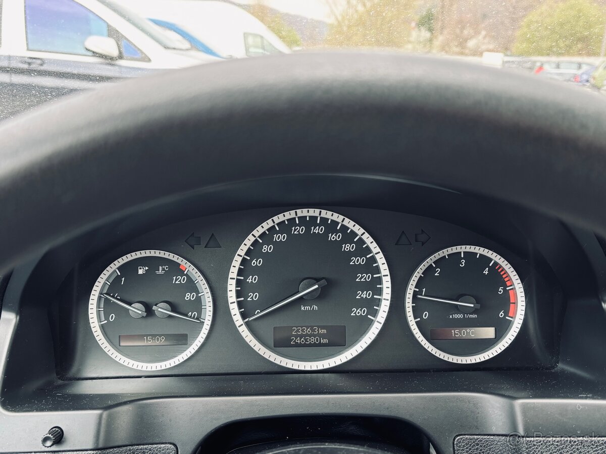 Mercedes -Benz C200 CDI - 20