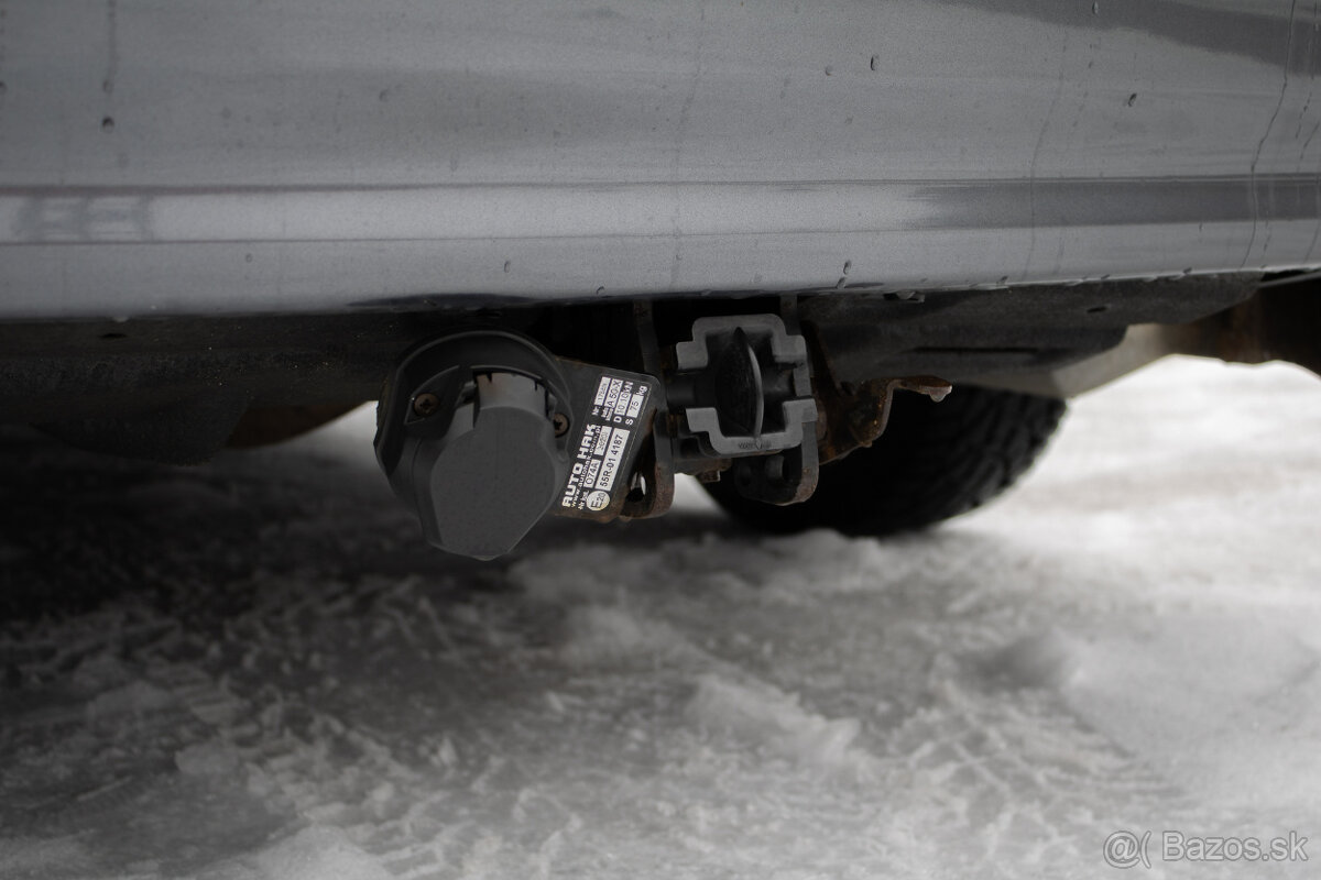 Toyota Avensis Combi 91 kW - 20