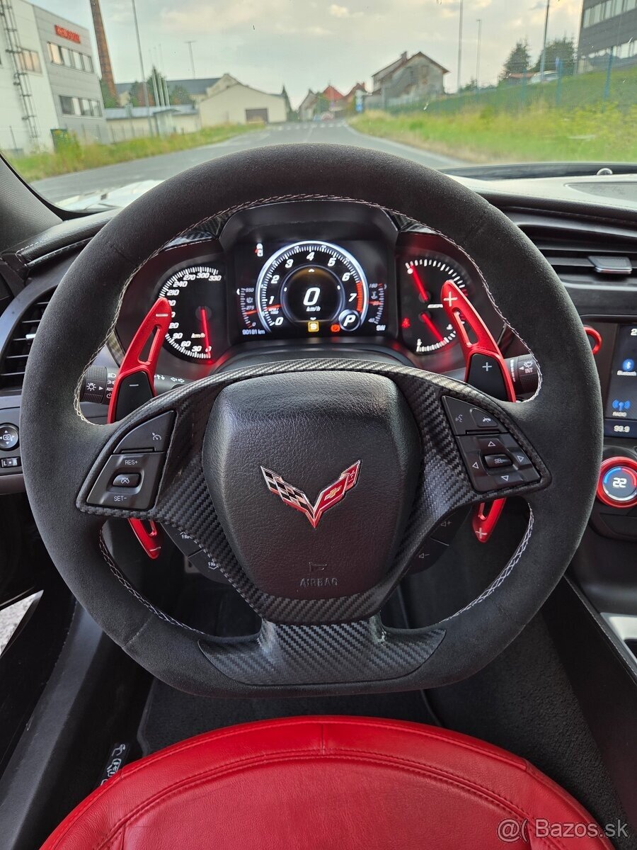 Chevrolet Corvette C7 - 20