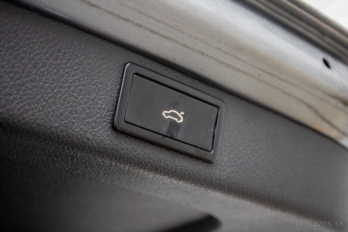 Škoda Superb Combi 2.0 TDI 4x4 DSG - 20