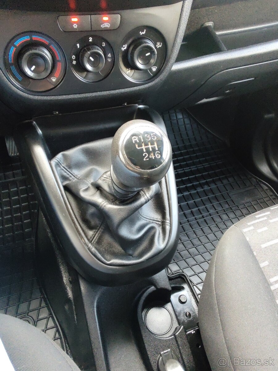 Opel Combo Van 1.4 CNG Turbo L2H1 2400 - 20