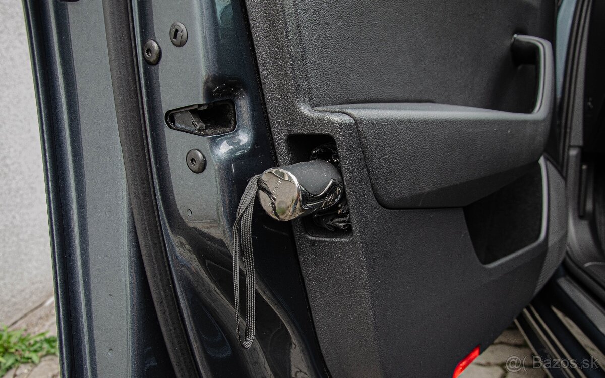 Škoda Superb 2.0 TDI SCR DSG - 20