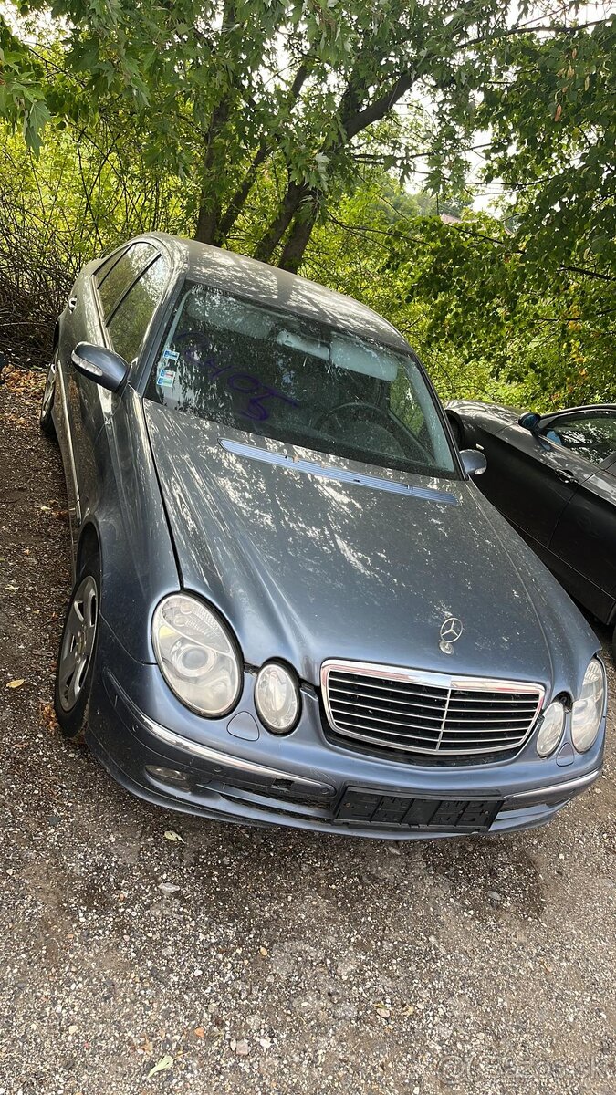 Mercedes E W211 350i 3,5i 200kw kód motora: 272.972 - 20