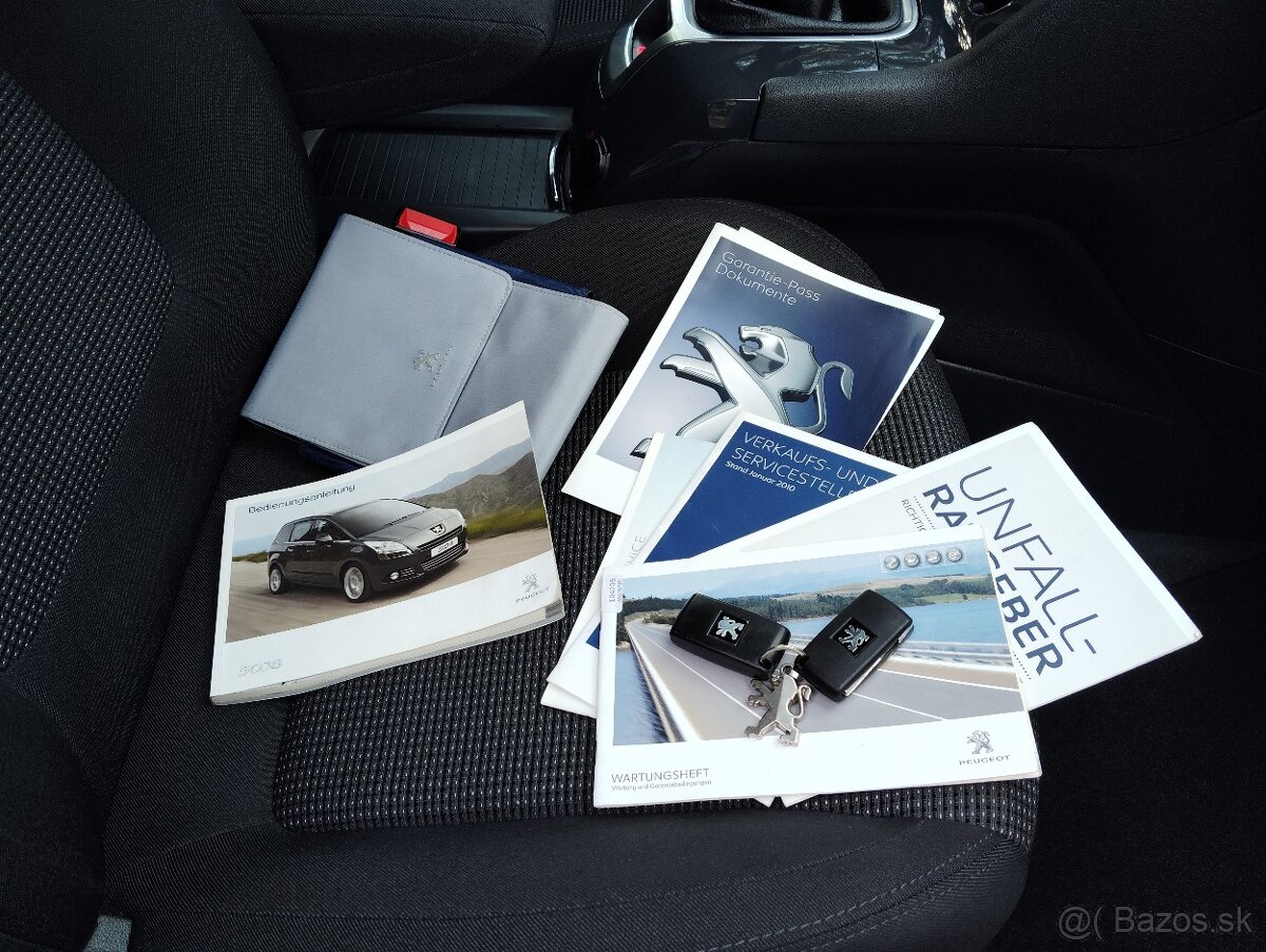 PEUGEOT 5008 1.6HDI FAMILY, 7 MIESTNY - 20