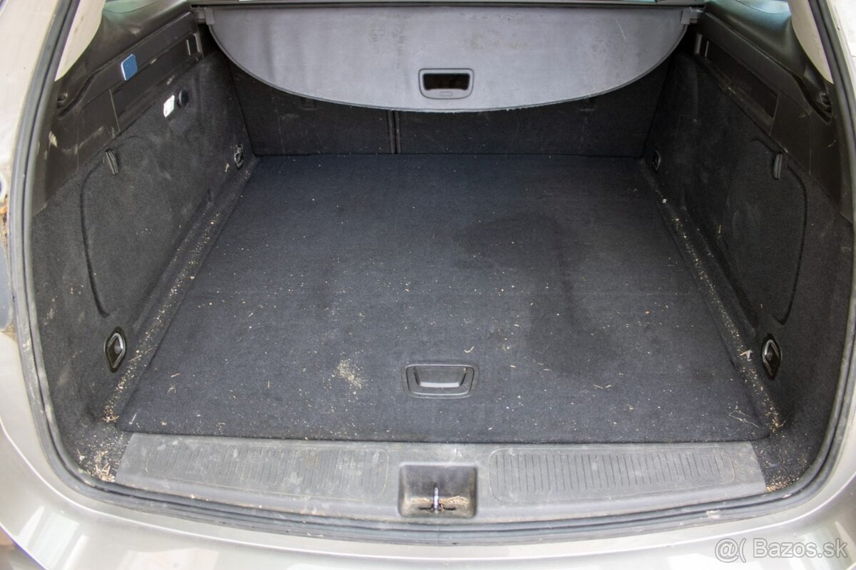 Opel Astra Sport Tourer - 20