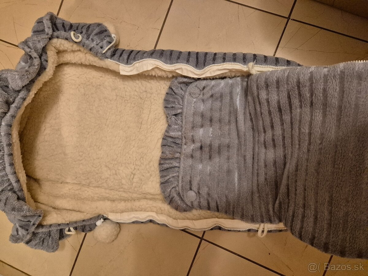 Dievčenské vecičky + veľa ďalšieho OSOBNÝ ODBER - 20