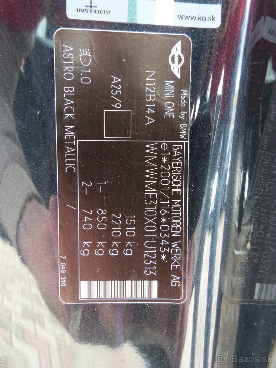 Mini One 1,6i 70kW M6 elektrická panoráma - 20