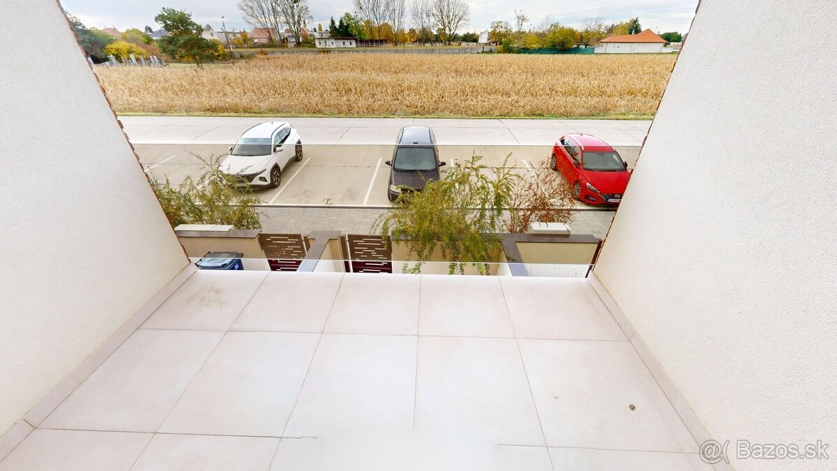 REZERVOVANÉ PINK Reality Na prenájom moderný 3-izbový byt v - 20