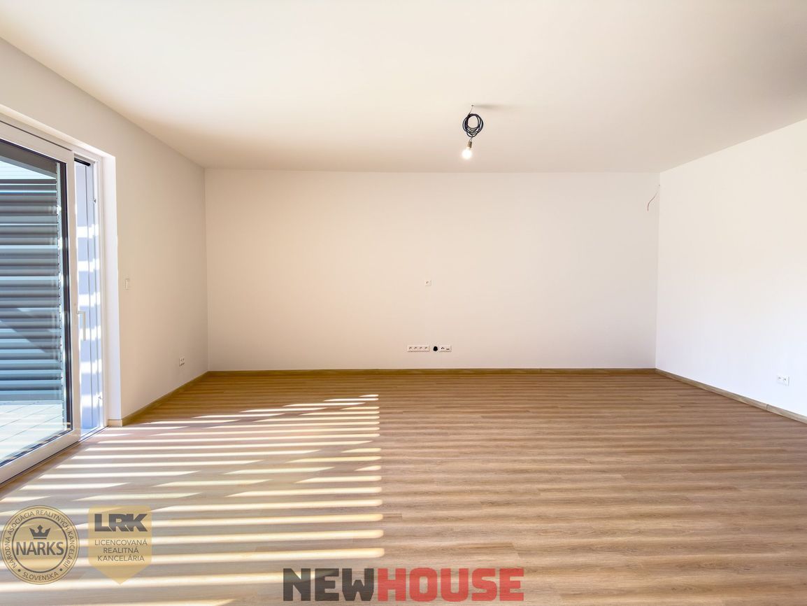 Skolaudovaná novostavba – 5i Rodinná vila BISKUPICE - 20