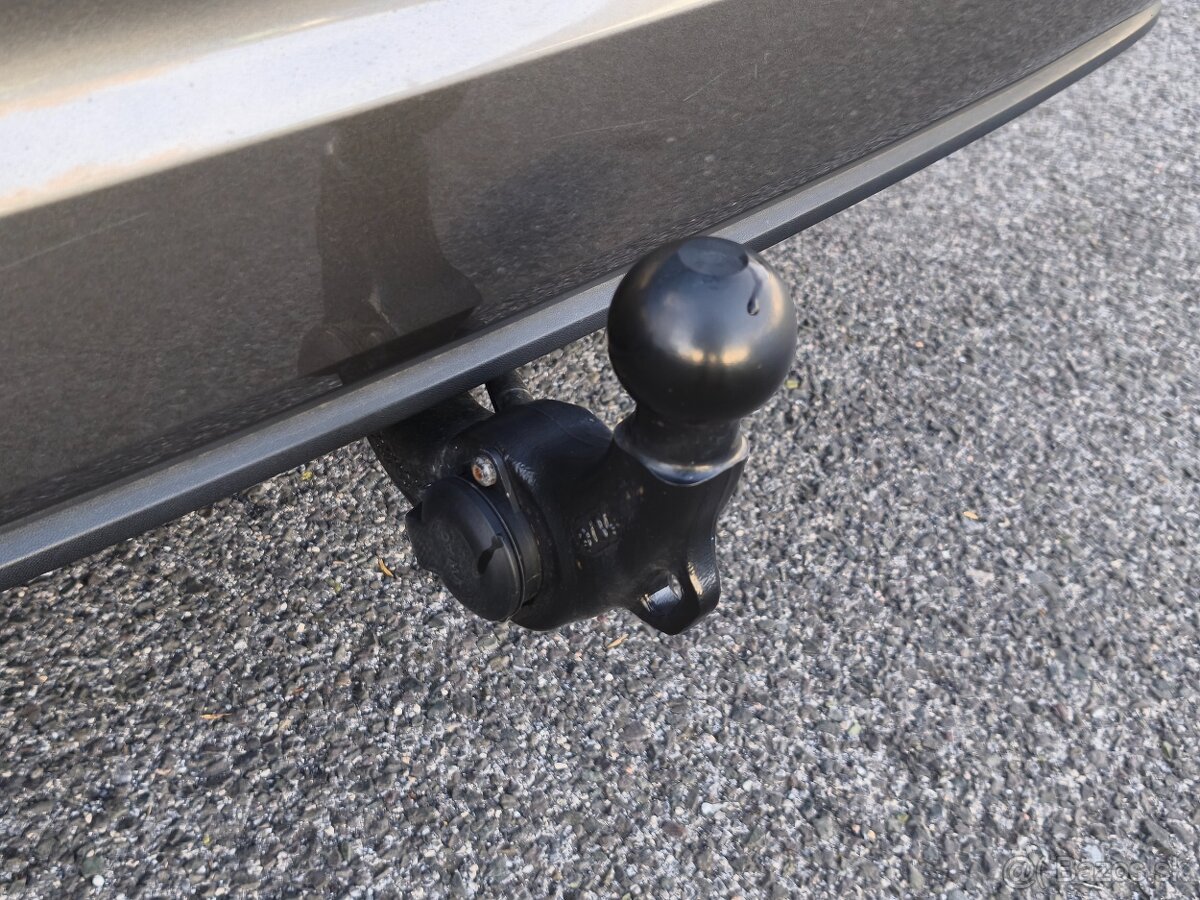 Volkswagen Golf Sportsvan 1.2 TSI BMT 110k Comfortline DSG - 20