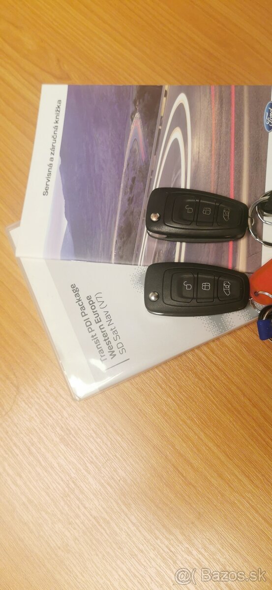 Ford Tourneo Custom Titanium L2H1/8miest/2,0TDCi/125kW/1.gen - 20