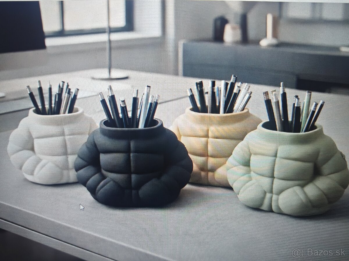 Stojany na perá a štetce - 20