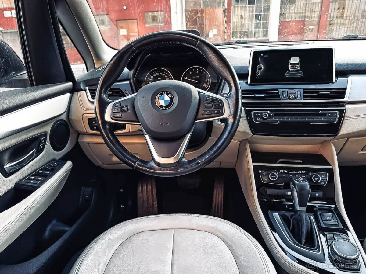 BMW Rad 2 Active Tourer 2 218d Luxury Line A/T - 20