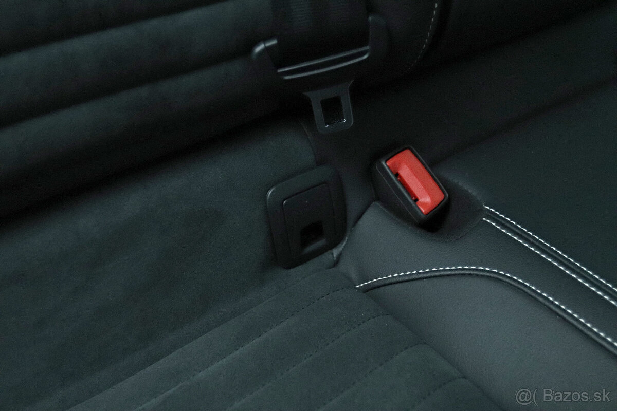 Volkswagen Passat Variant 2.0 TDI DSG EVO Highline - 20