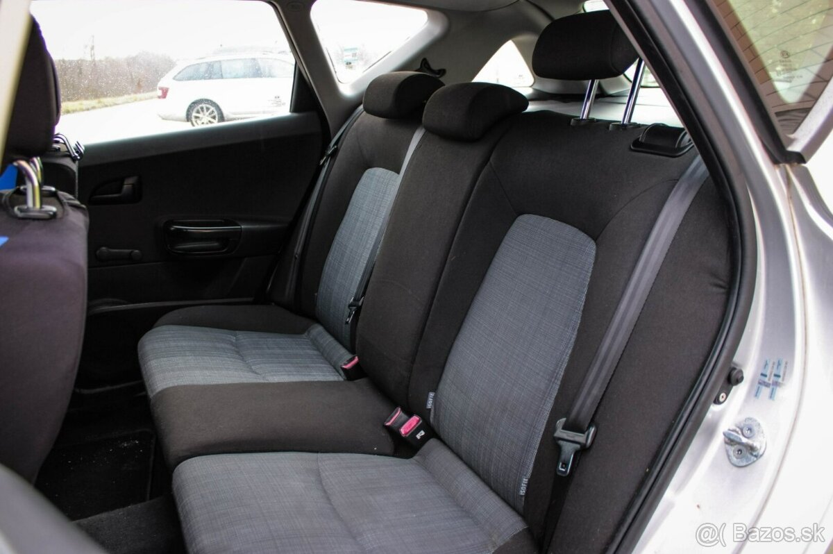 Kia Cee´d SW 1.4 CVVT 16V LX - 20