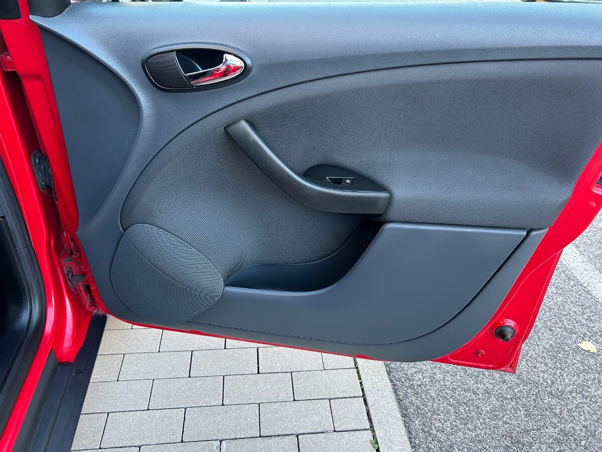 SEAT ALTEA XL,1.MAJITEĽ,111.900km, KÚPENÉ V SR, TOP STAV, - 20