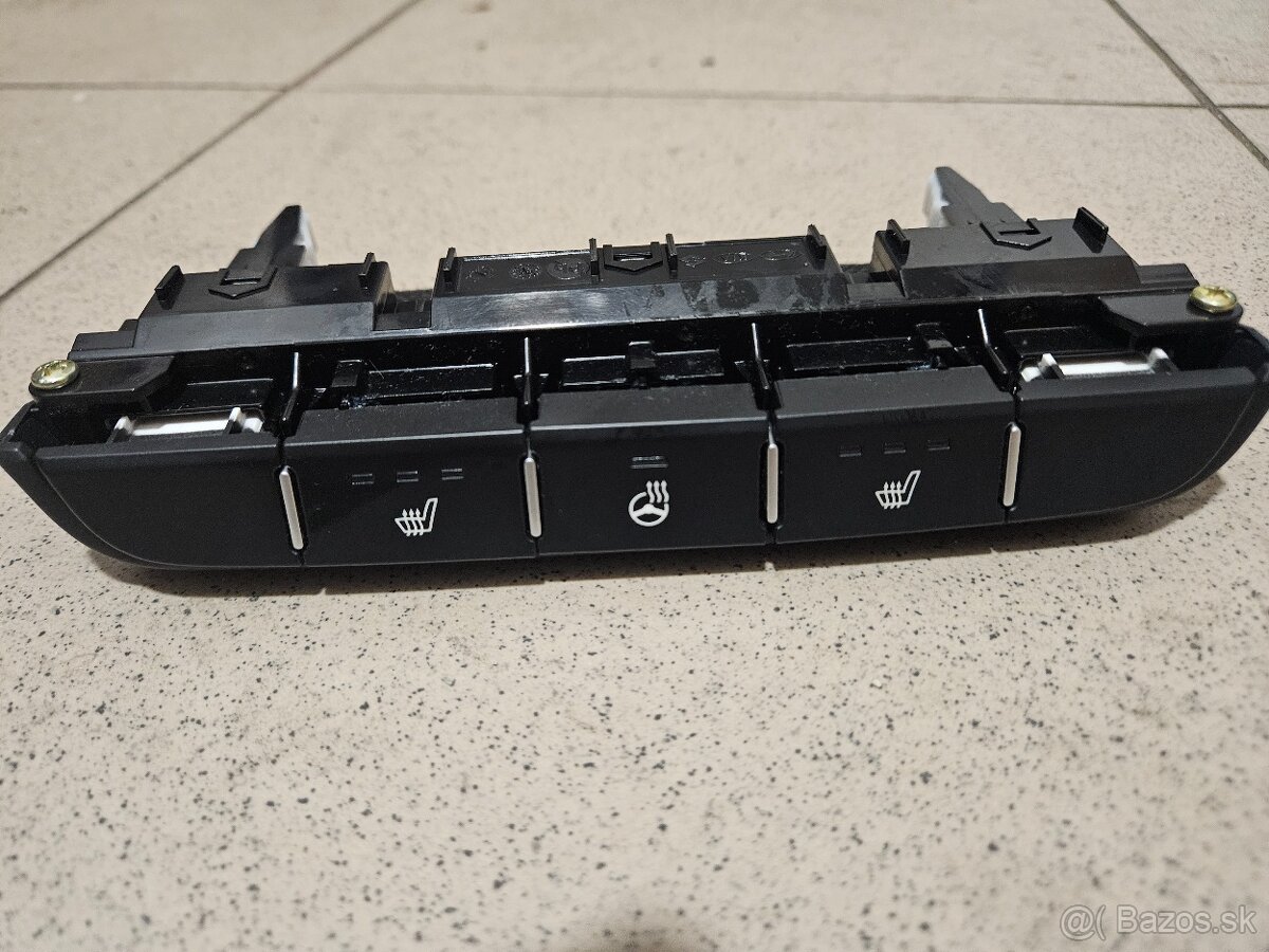 Diely na Kia Ceed SW 2024 - 20