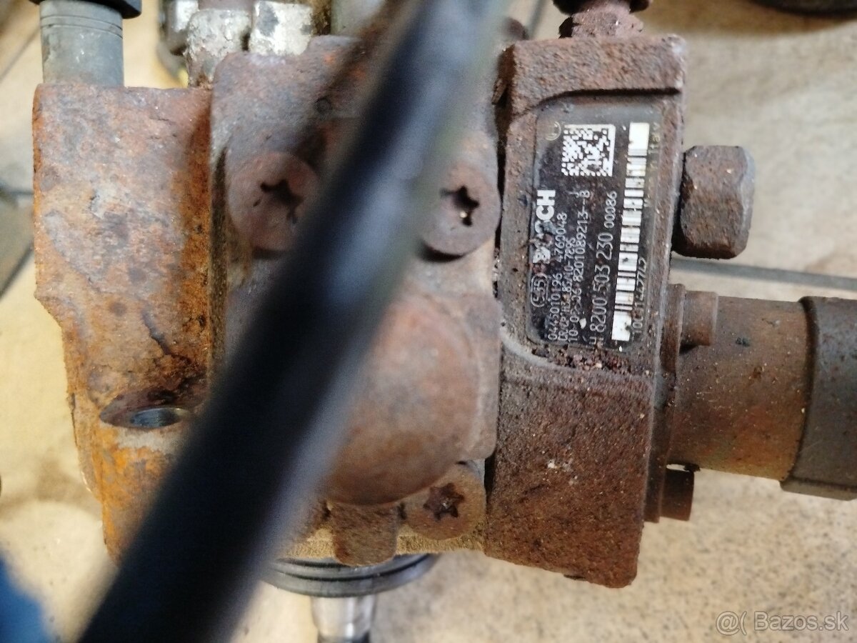 Rozpredám trafic vivaro 2010 2,5dti 107kw - 20