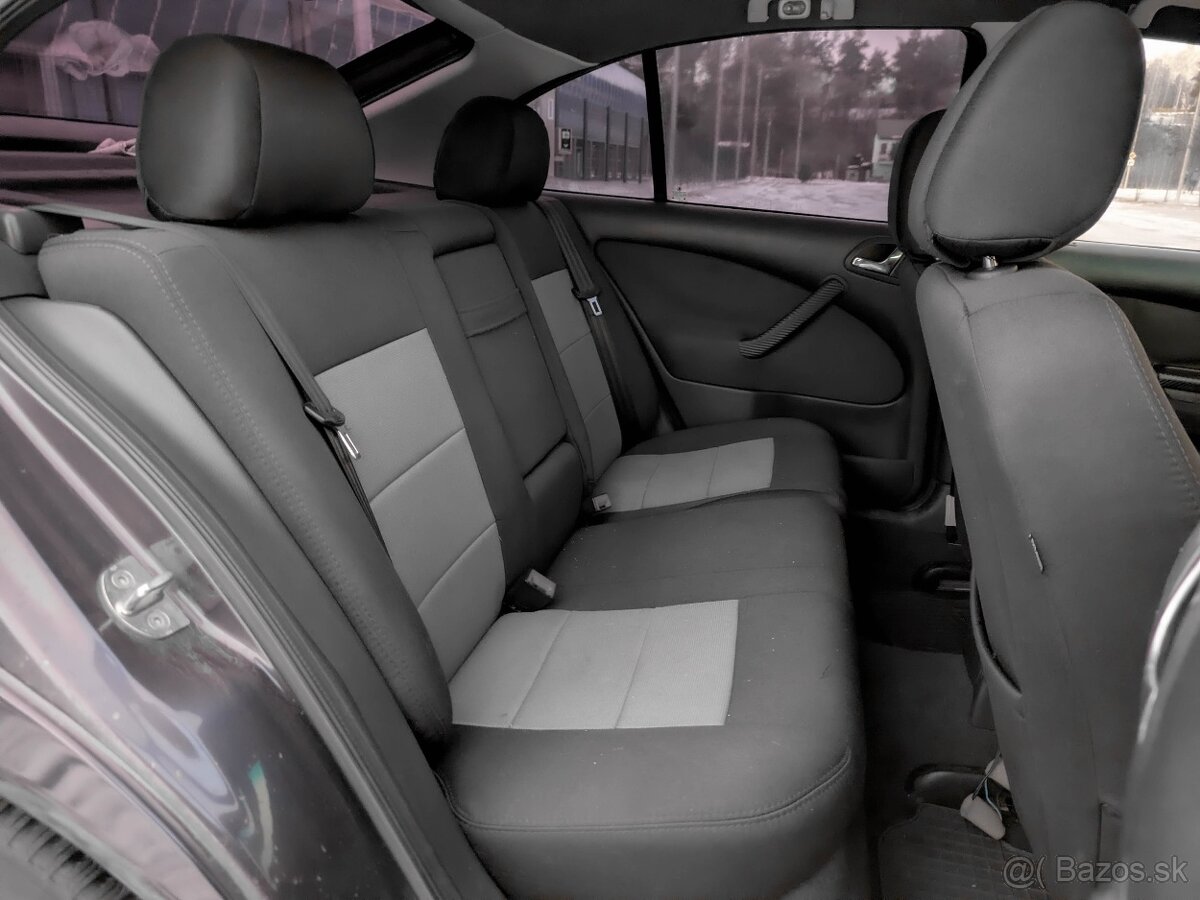 Škoda Octavia 1.6 75kW, po veľkom servise - 20