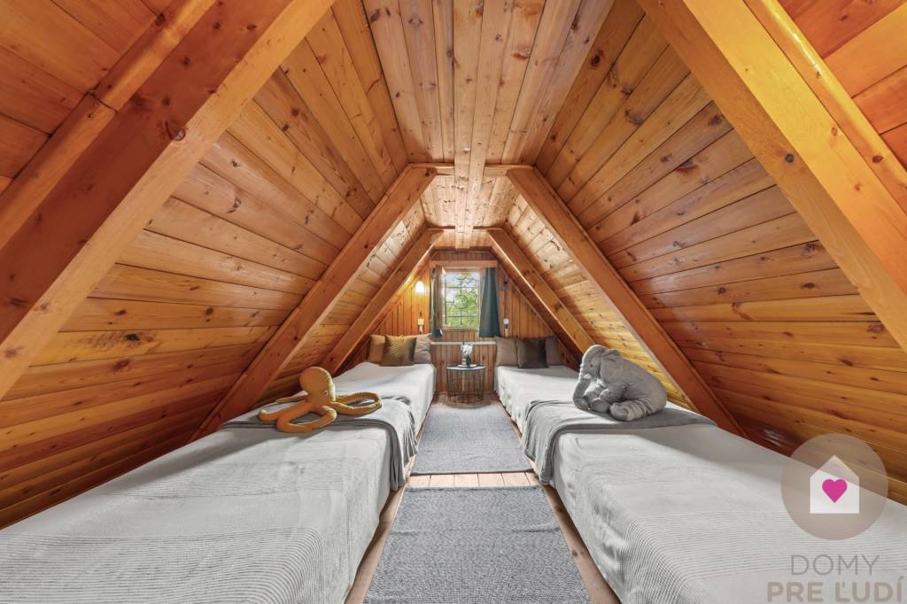 LÁB - PIESKOVŇA - 3 podlažná chata 2 min chôdze od jazera - 20