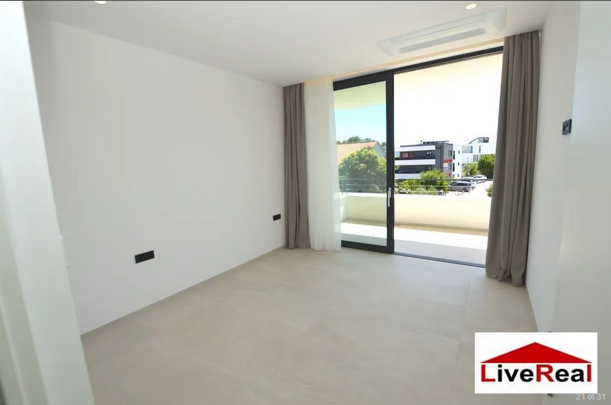 SUKOŠAN, VILA NA PLÁŽI S BAZÉNOM - 20