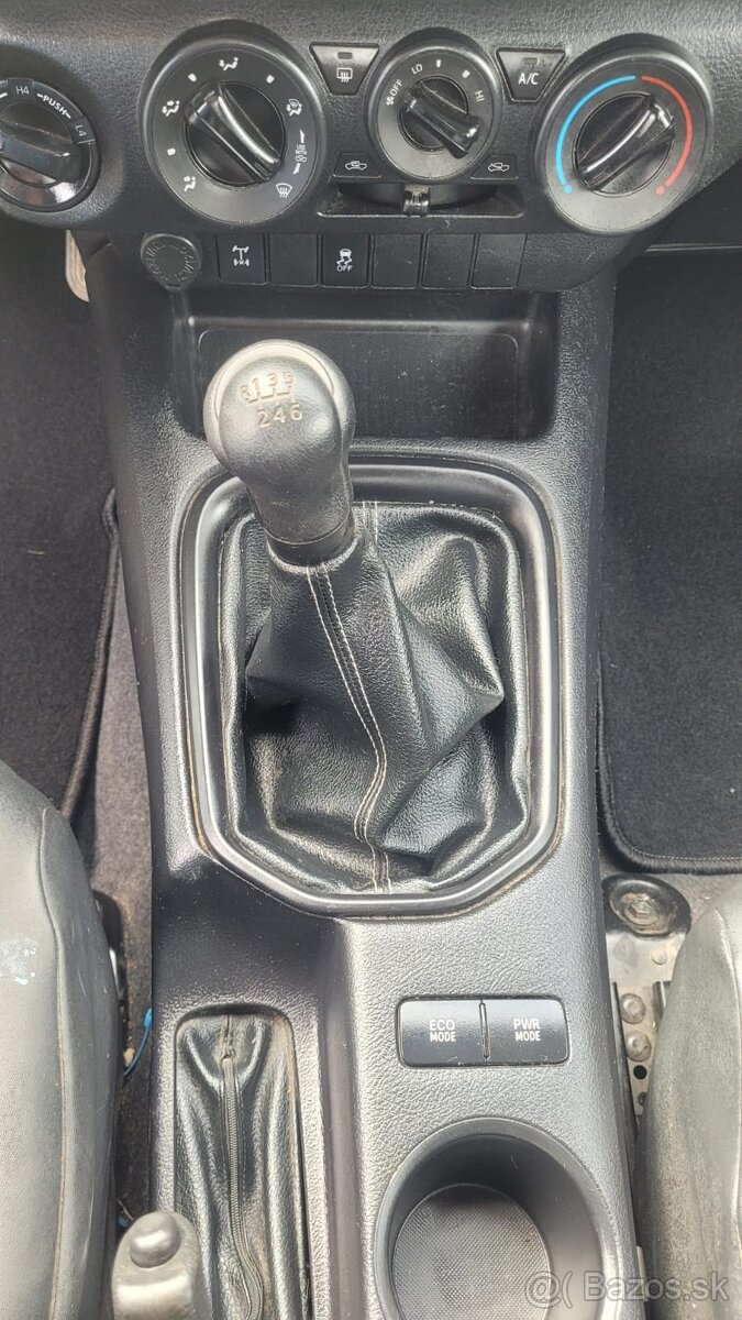 Predam Toyota Hilux 2,4D-4D - 20