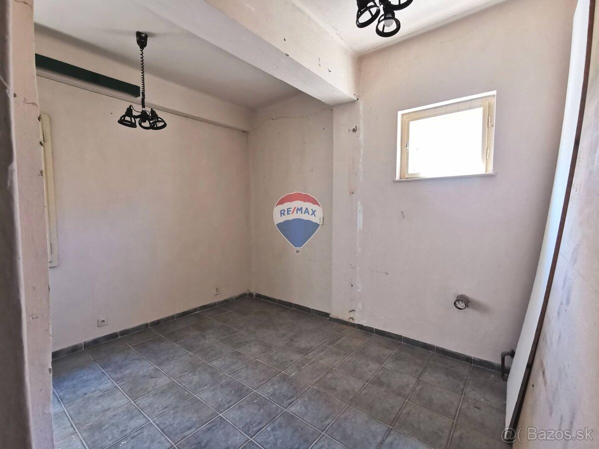 Rodinný dom 3+1 izbový, 565m2 pozemok, pri nemocnici Michalo - 20