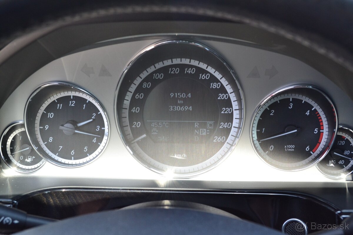 Mercedes-Benz E trieda Kombi 350CDI - 20