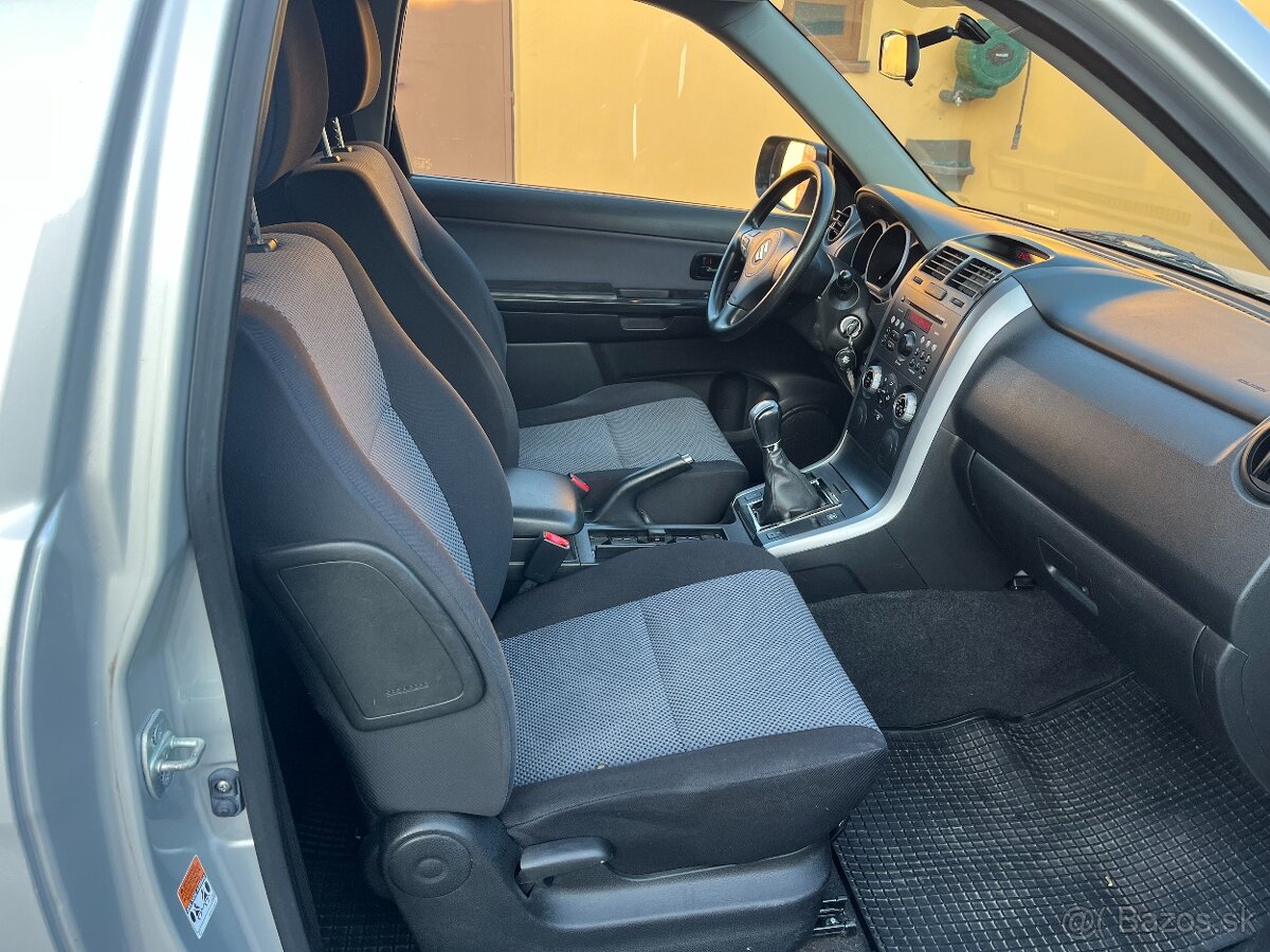 Suzuki Grand Vitara 1,6 VX 4x4 - 20