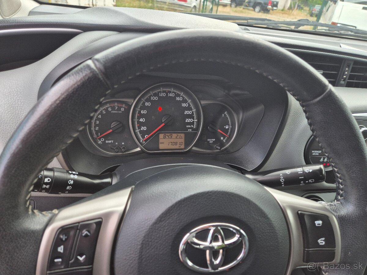 Toyota yaris - 20